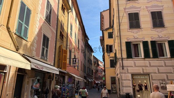 appartamento in vendita a Rapallo in zona San Michele di Pagana