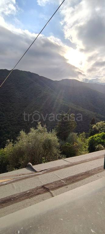 appartamento in vendita a Rapallo in zona Sant'Andrea di Foggia