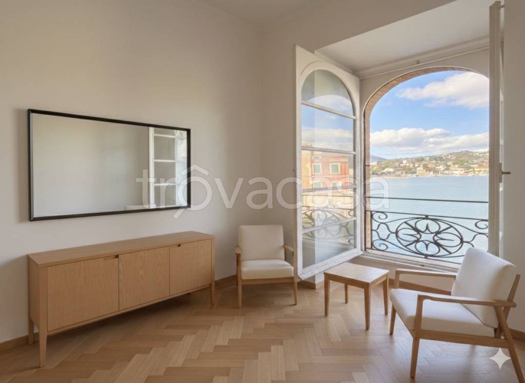 appartamento in vendita a Rapallo in zona San Michele di Pagana