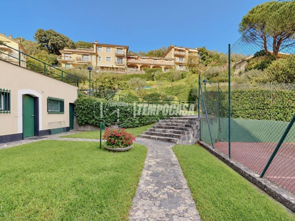 appartamento in vendita a Rapallo in zona San Pietro di Novella