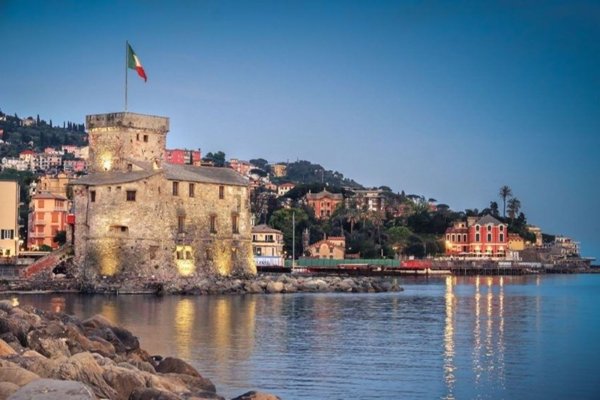 appartamento in vendita a Rapallo in zona San Michele di Pagana