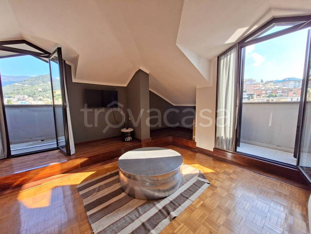 appartamento in vendita a Rapallo in zona San Michele di Pagana