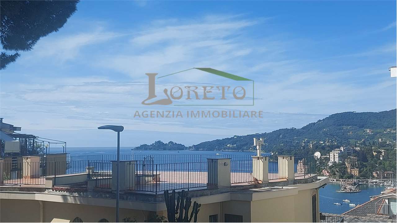 appartamento in vendita a Rapallo in zona San Michele di Pagana
