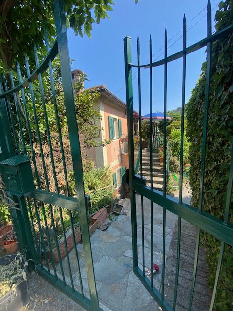 casa indipendente in vendita a Rapallo in zona San Martino di Noceto