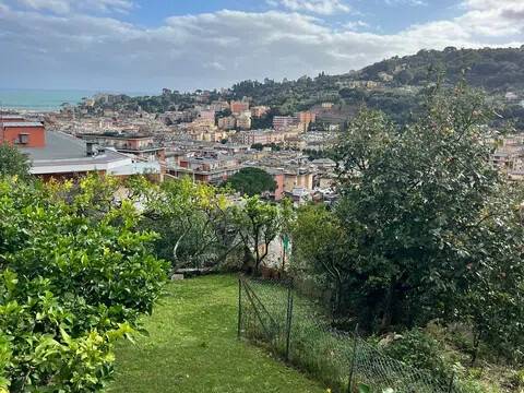 appartamento in vendita a Rapallo in zona Santa Maria del Campo