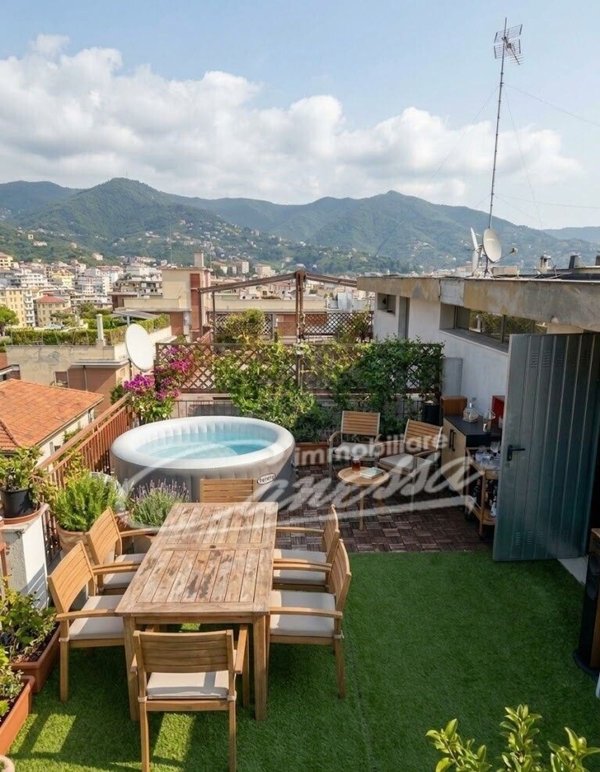 appartamento in vendita a Rapallo in zona Santa Maria del Campo