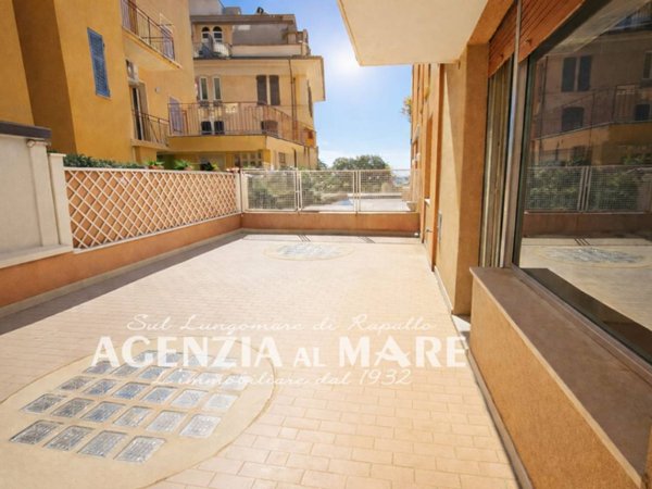 appartamento in vendita a Rapallo in zona San Michele di Pagana