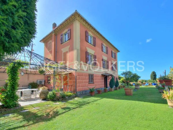 casa indipendente in vendita a Recco in zona Polanesi