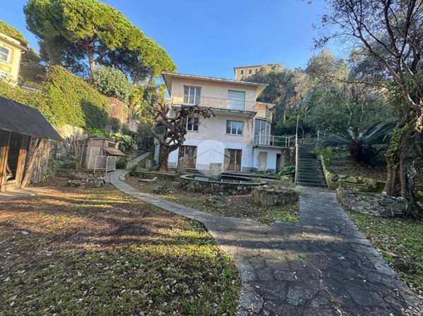casa indipendente in vendita a Recco