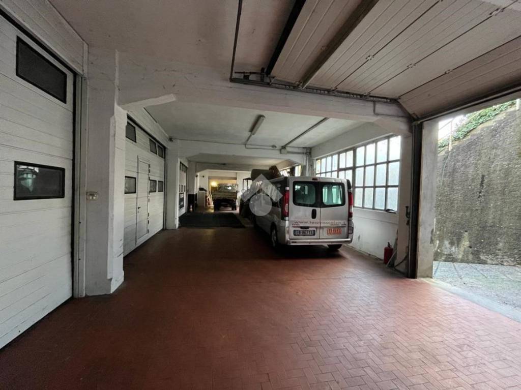 negozio in vendita a Recco