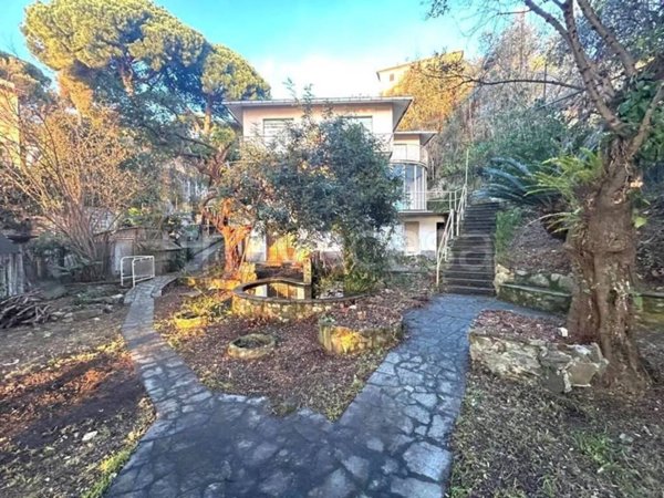 casa indipendente in vendita a Recco
