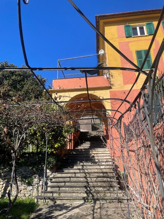appartamento in vendita a Recco in zona Megli
