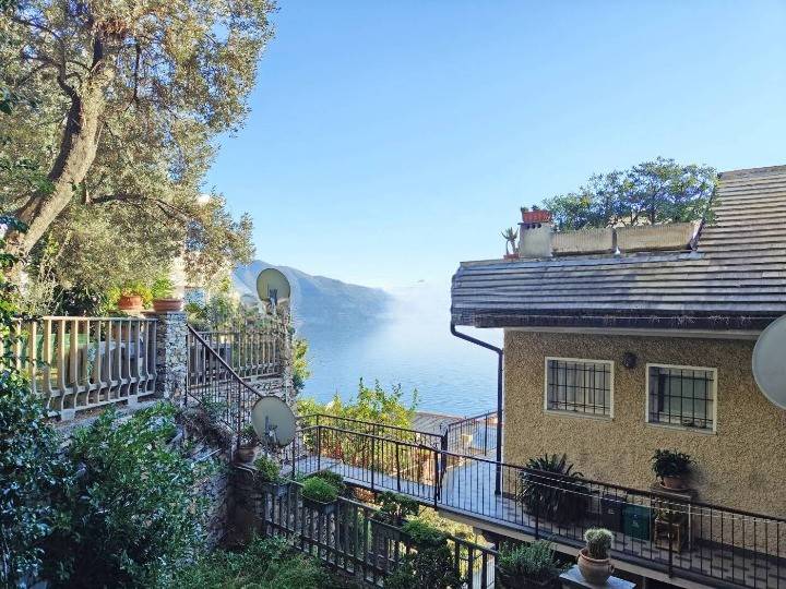 appartamento in vendita a Recco in zona Polanesi