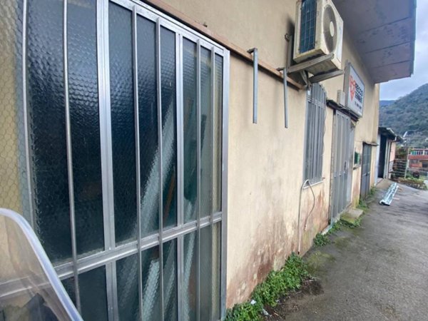 negozio in vendita a Recco in zona San Rocco