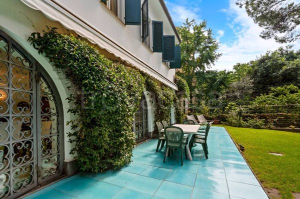 casa indipendente in vendita a Recco in zona Polanesi