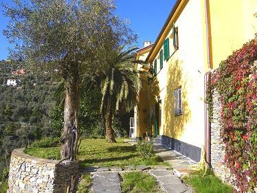 casa indipendente in vendita a Recco