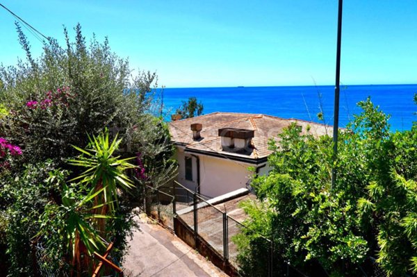 appartamento in vendita a Recco