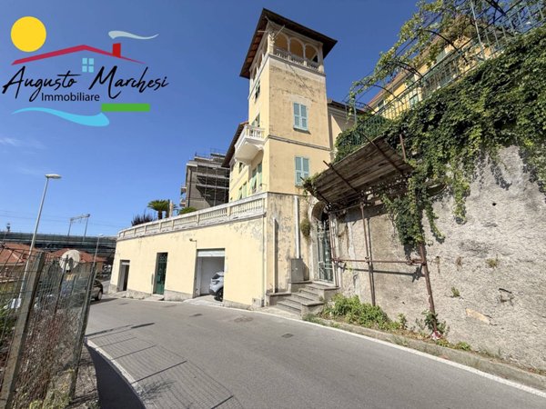 appartamento in vendita a Recco in zona Megli