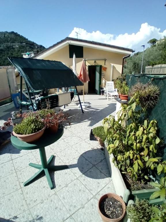 casa indipendente in vendita a Recco