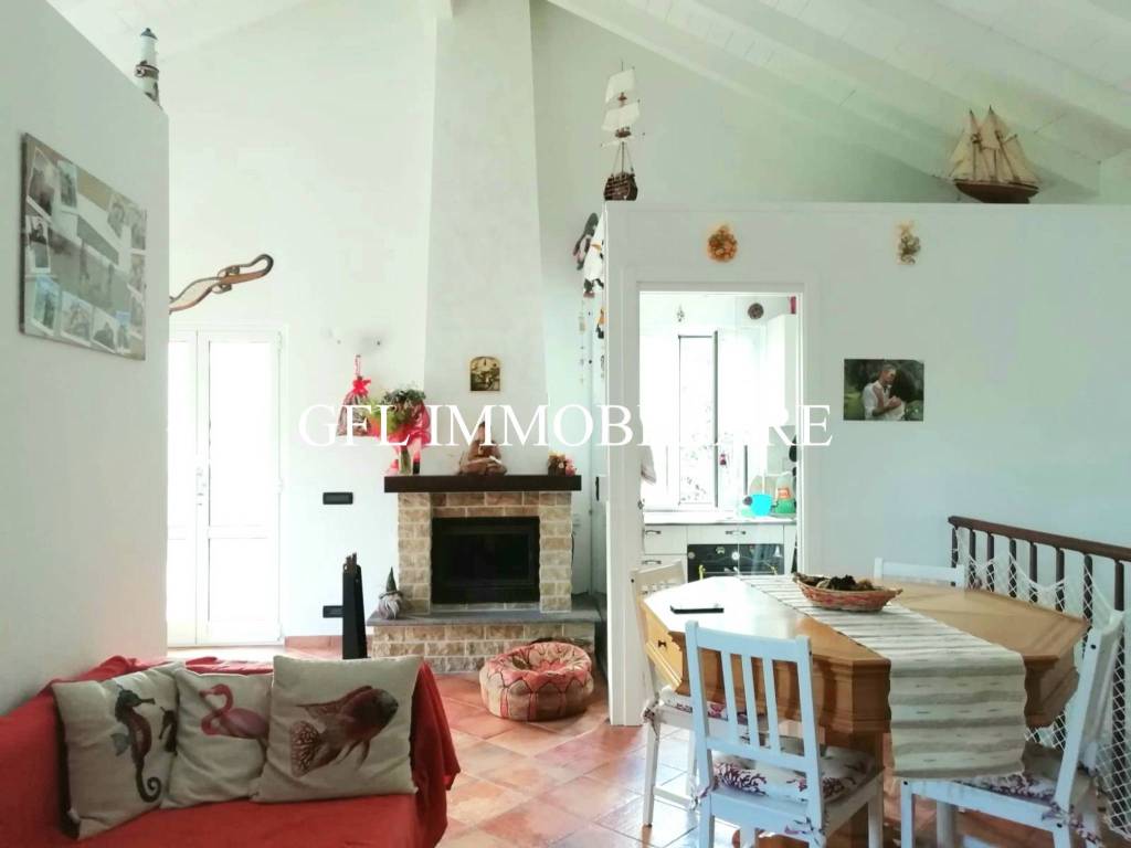 casa indipendente in vendita a Recco in zona San Rocco
