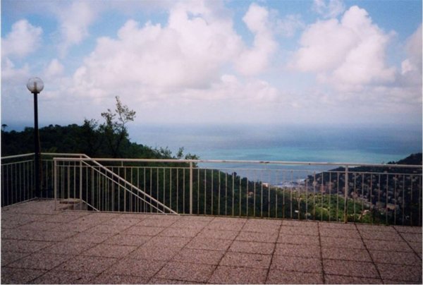 casa indipendente in vendita a Recco