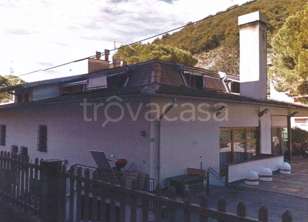 negozio in vendita a Recco