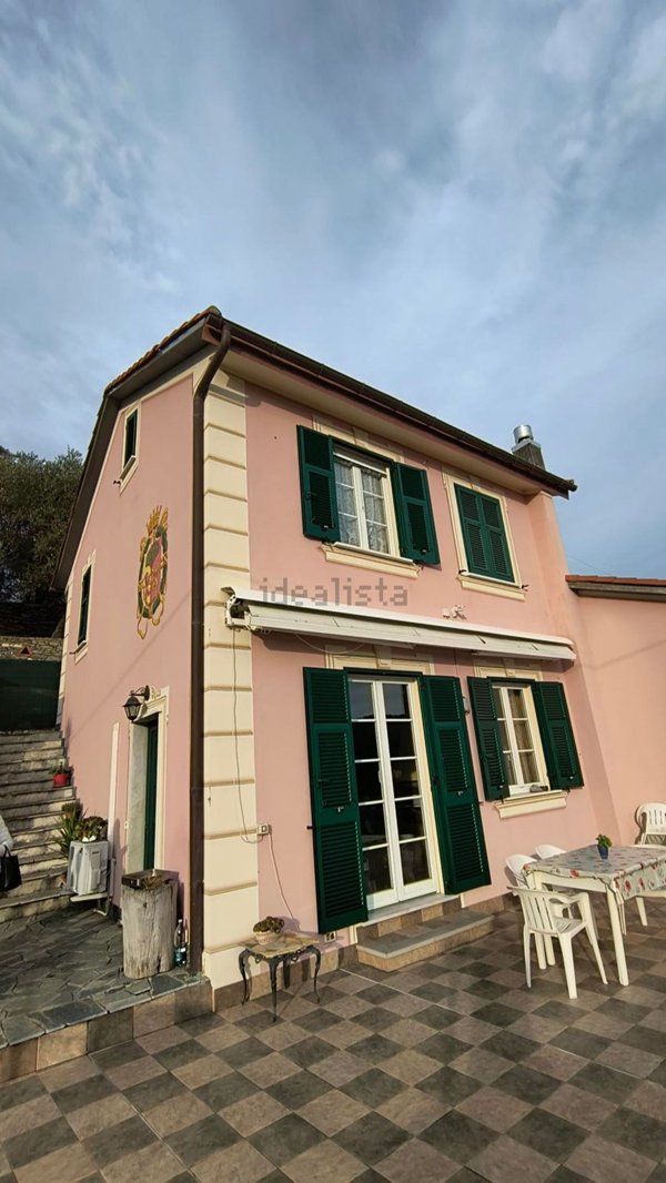 casa indipendente in vendita a Recco