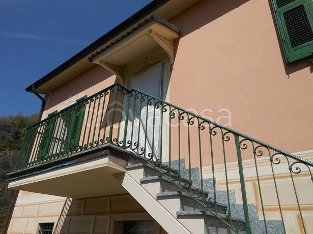 casa indipendente in vendita a Recco
