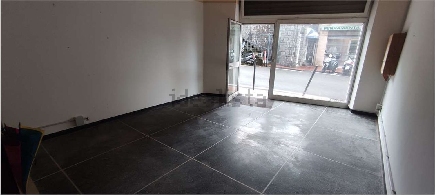 negozio in vendita a Recco