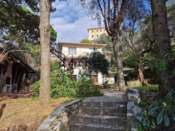 casa indipendente in vendita a Recco