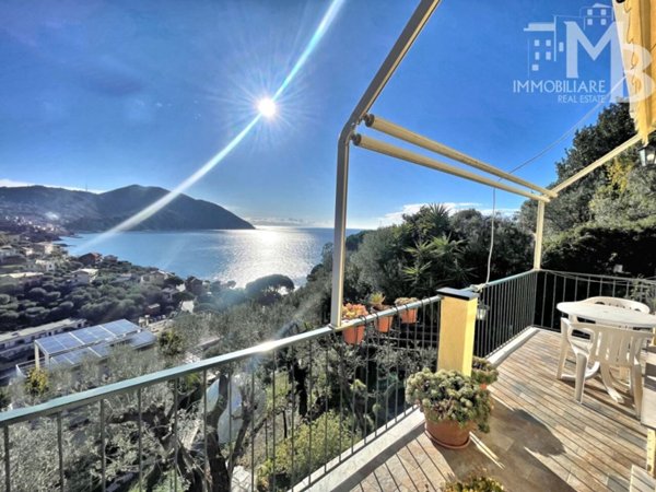 casa indipendente in vendita a Recco in zona Megli