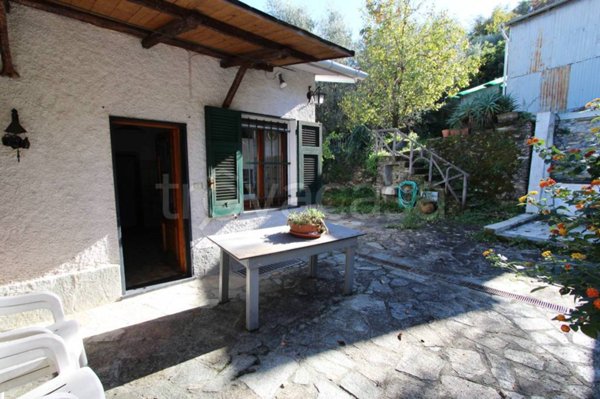 casa indipendente in vendita a Recco