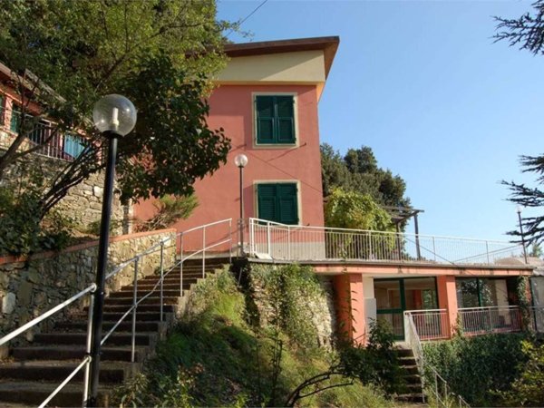 casa indipendente in vendita a Recco