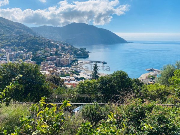 appartamento in vendita a Recco in zona Megli