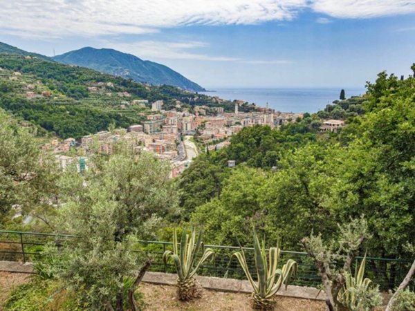 casa indipendente in vendita a Recco in zona Megli