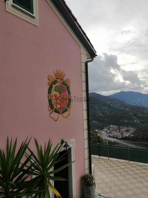 casa indipendente in vendita a Recco