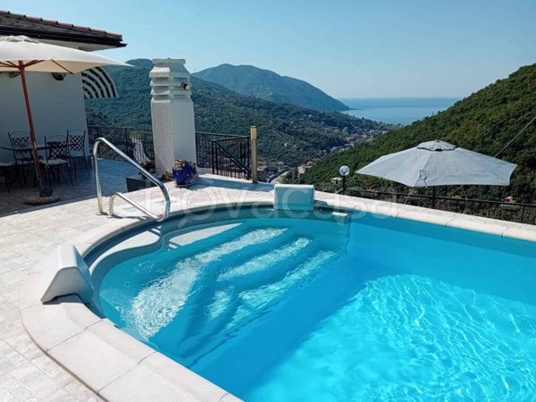 appartamento in vendita a Recco in zona San Rocco