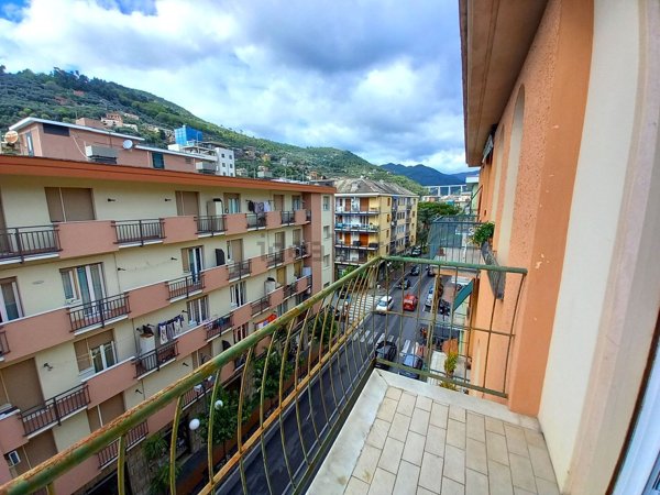 appartamento in vendita a Recco in zona Megli