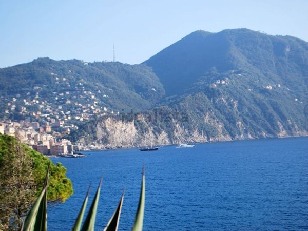 casa indipendente in vendita a Recco in zona Megli