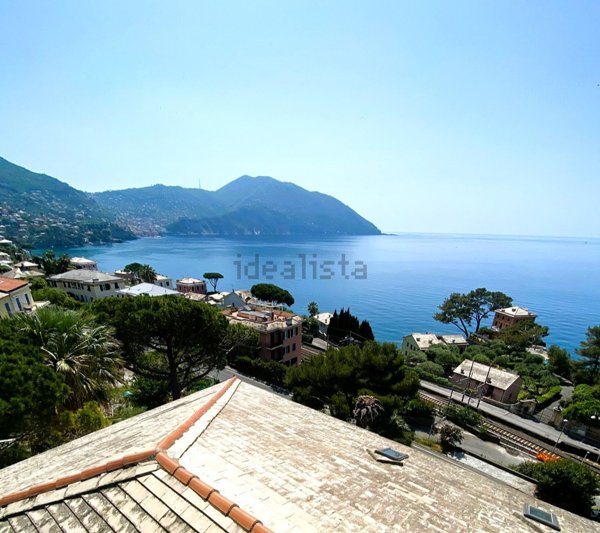 casa indipendente in vendita a Recco in zona Polanesi