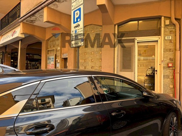 locale commerciale in vendita a Recco in zona Megli