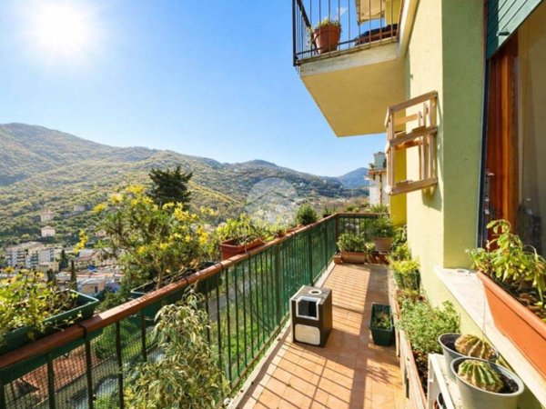 appartamento in vendita a Recco in zona Megli