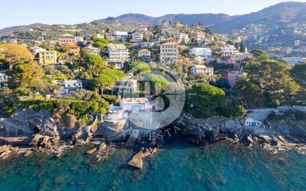 casa indipendente in vendita a Recco in zona Megli