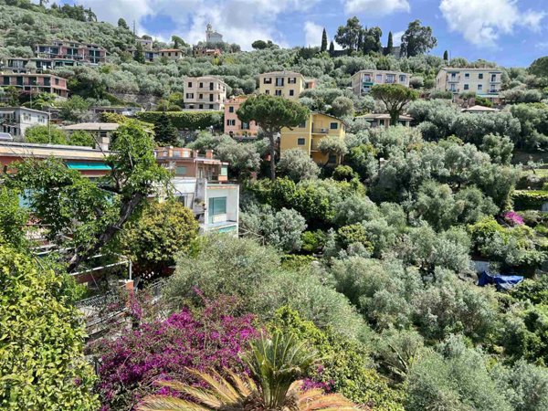 appartamento in vendita a Recco in zona Megli