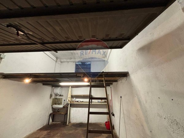 box auto in vendita a Recco in zona San Rocco