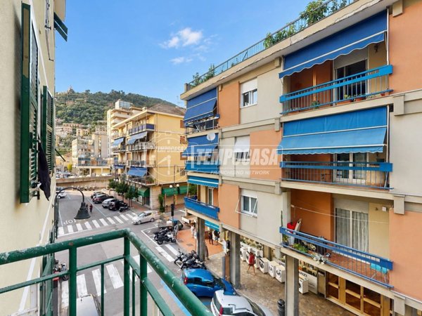 appartamento in vendita a Recco in zona Megli