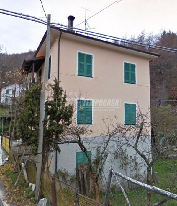 appartamento in vendita a Rezzoaglio