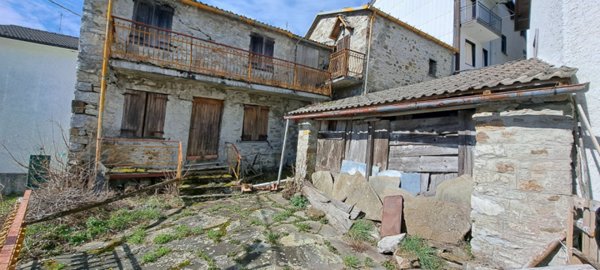 rudere in vendita a Rezzoaglio in zona Vicosoprano