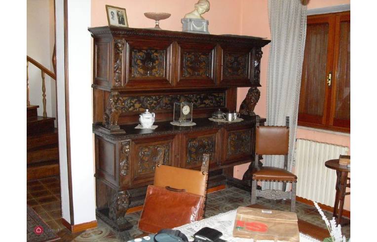 casa indipendente in vendita a Rezzoaglio in zona Ertola