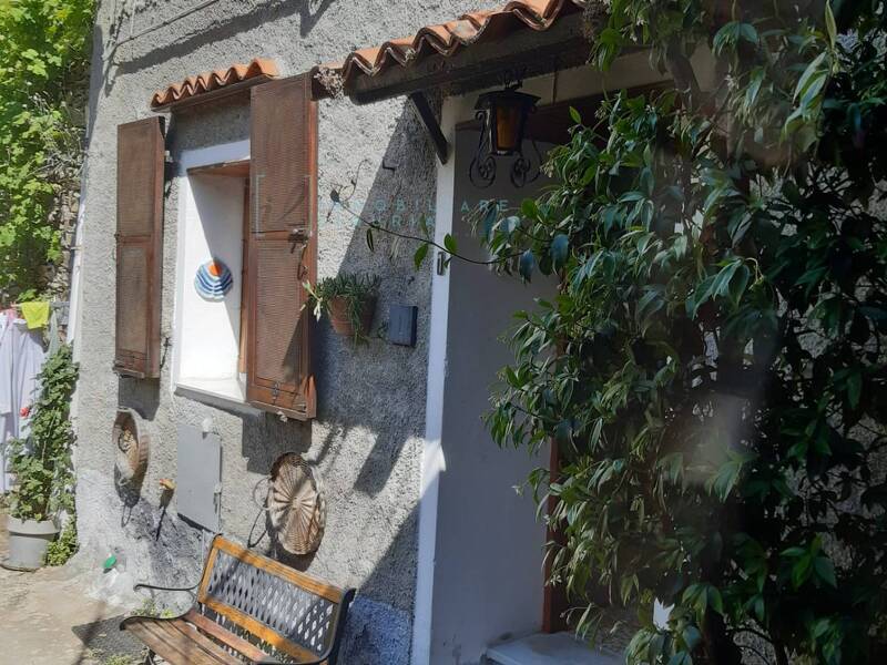casa indipendente in vendita a Rezzoaglio in zona Piano